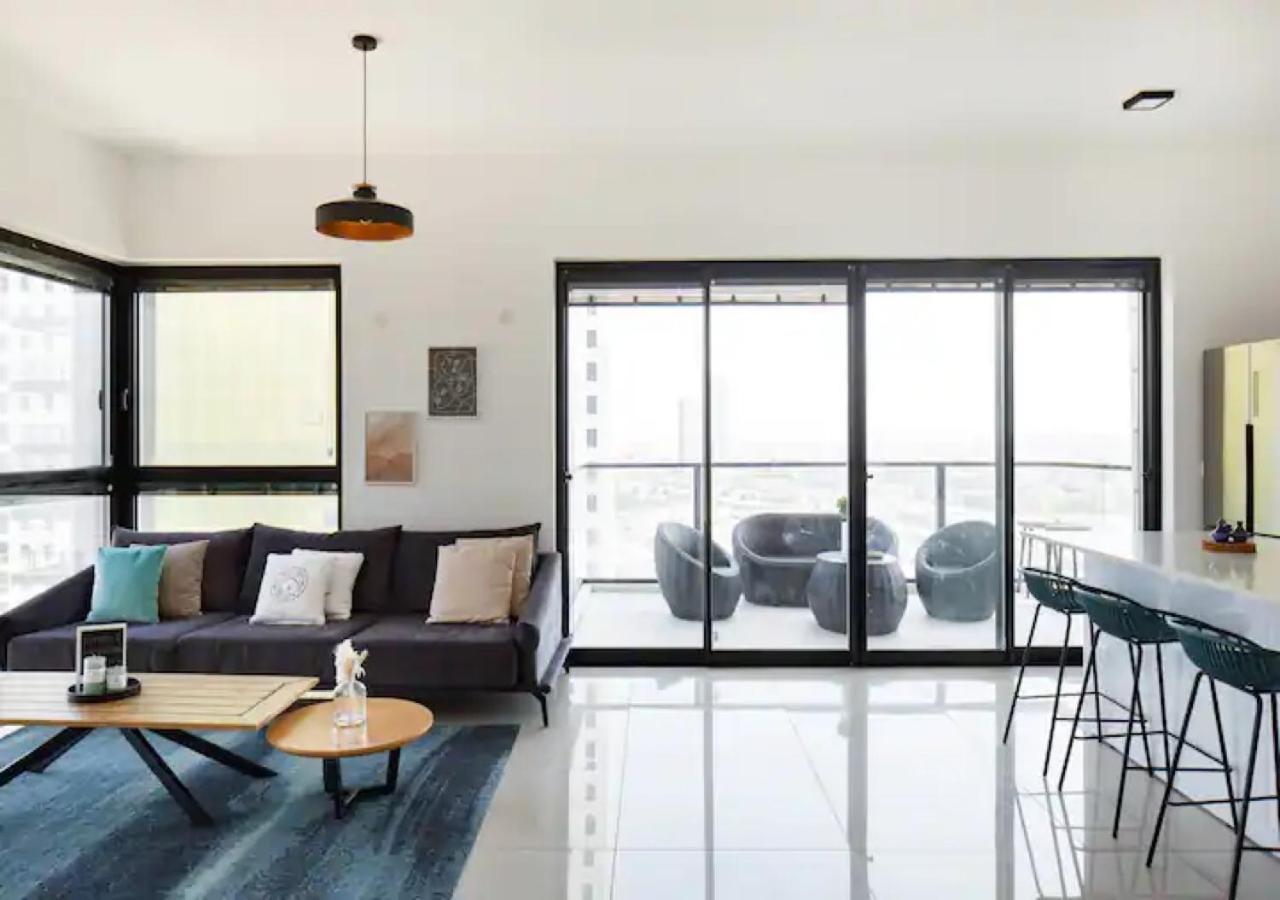 O&O Group- Special Apartment Sea View Luxury Tower บัตยัม ภายนอก รูปภาพ