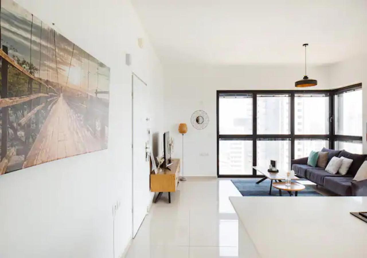 O&O Group- Special Apartment Sea View Luxury Tower บัตยัม ภายนอก รูปภาพ